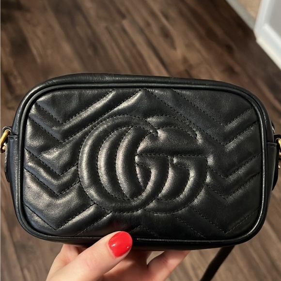 Gucci Black Quilted Leather Crossbody Bag - Picture 5 of 13